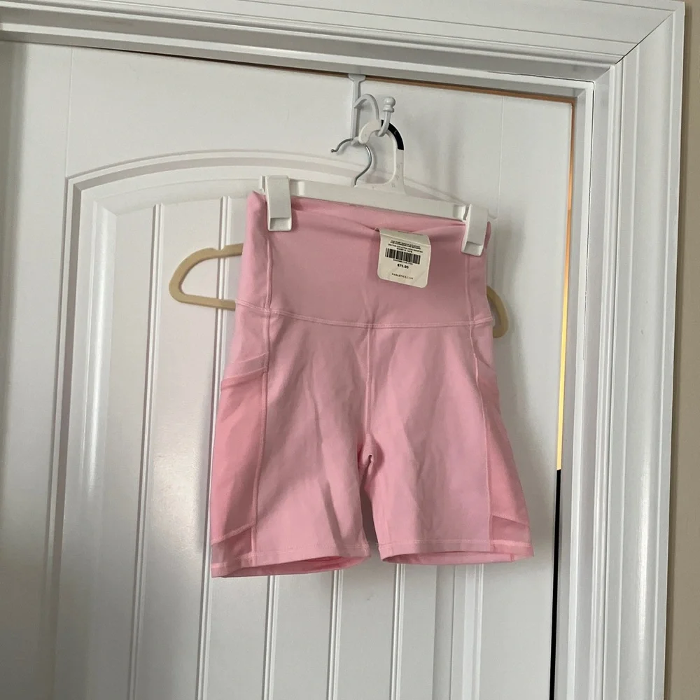 Fabletics High Waist On the Go 6” Pink Shorts - Picture 1 of 6